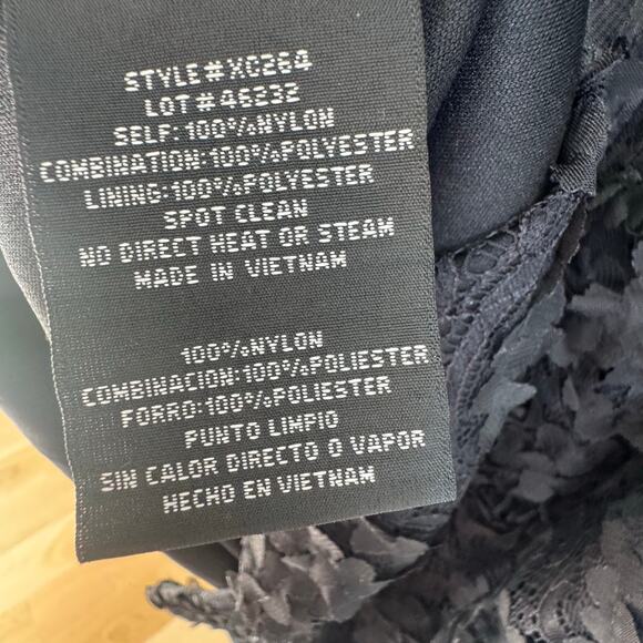 XSCAPE Women's Soutache Lace Long-Sleeve Sheath Dress Black Size 16 Plus NWT - Picture 11 of 12